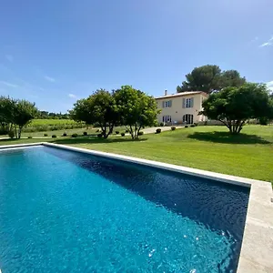 Bed & Breakfast La Soleillade, Aix-en-Provence
